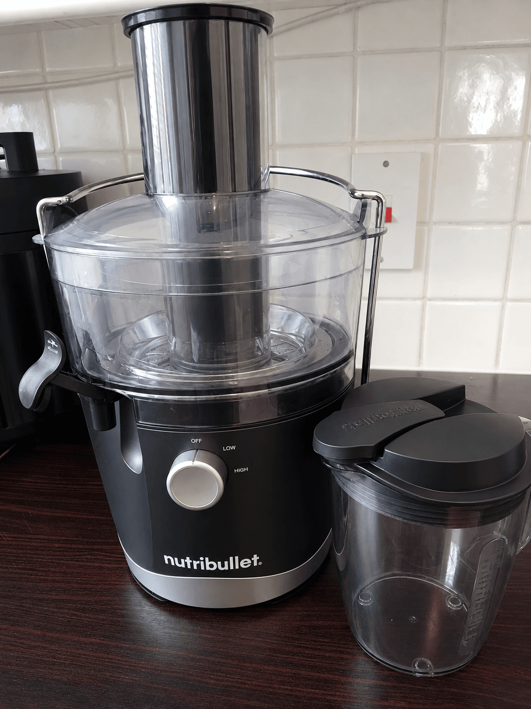 Centrífuga Nutribullet — 2 velocidades — jarro incluso